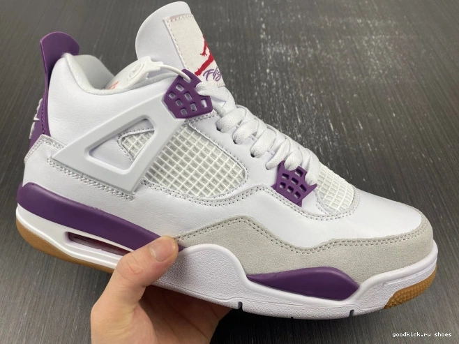 DR5415-150 Retro SB Jordan 4 0709